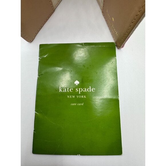 *RARE* Kate Spade New York Ice Cream Print Passport Holder - Picture 6 of 7